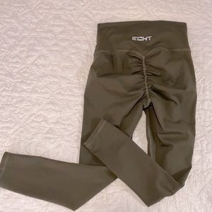 ECHT Olive Green Leggings with Scrunch Bottom Sm